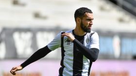 فجأة.. بن طالب يُريد الرّحيل!