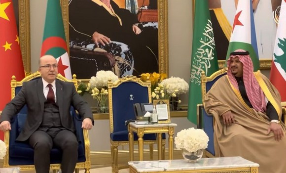 M. Benabderrahmane représente le Président Tebboune au Sommet arabo-chinois pour la coopération et le développement à Ryadh