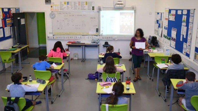 المدارس الخاصة من دون “نسخة ثانية” للكتب المدرسية!