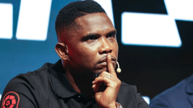 أول تعليق لصامويل إيتو بعد اعتدائه على مصوّر جزائري