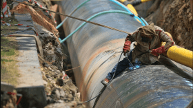 الرئيس تبون: مشروع أنبوب الغاز العابر للصحراء يتعرض “للتشويش”