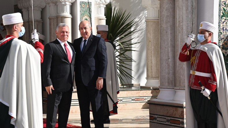 ملك الأردن ينهي زيارته إلى الجزائر