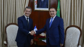 وزير الداخلية يستقبل نظيره الفرنسي  