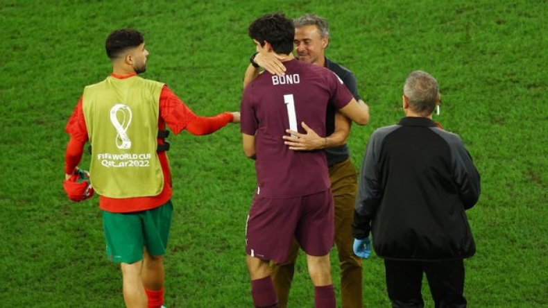 صحف إسبانيا تسخر من إنريكي بسبب الـ 1000 ركلة جزاء