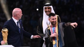 حقد غربي دفين ضدّ العباءة العربية التي ارتداها ميسي