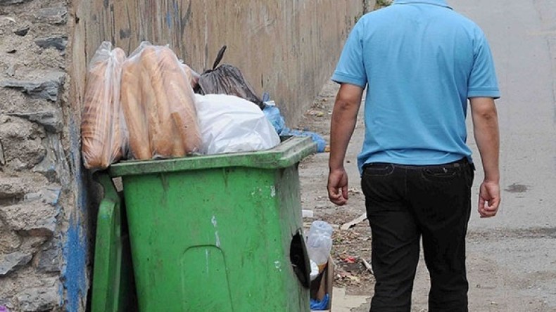 دراسة: الجزائريون يرمون أكثر من 900 مليون خبزة سنويا