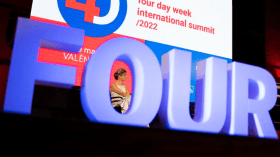 العمل 4 أيام أسبوعيا.. تجربة تحقق نتائج مذهلة في هذين البلدين