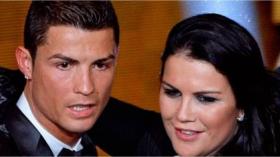 في منشور مواساة.. شقيقة رونالدو تذكره بماضيه الفقير وكفاحه المرير 