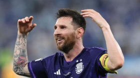 بِالفيديو: ميسي وجماهير الكرة في البنغلاديش.. ذكريات “جانيتو”!