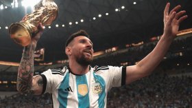 ميسي يُلمّح إلى أن مغامراته انتهت على طريقة خاتمة “الأفلام الهندية”!