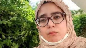 الأستاذة ريحانة تبعث برسالة مؤثرة إلى الجزائريين