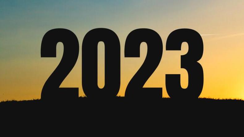 عام جديد وأمل متجدد..