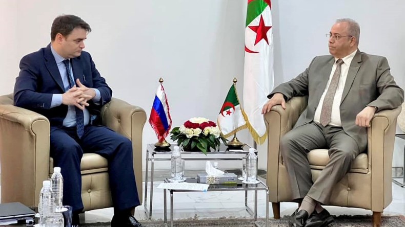 محادثات جزائرية روسية حول الصناعة الميكانيكية