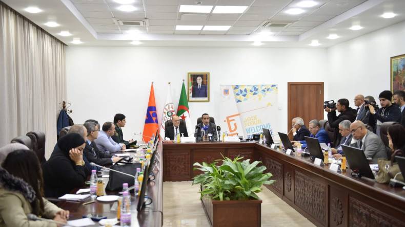 شبكة كهرباء مباشرة مع ليبيا.. هذا ما أكده مدير سونلغاز