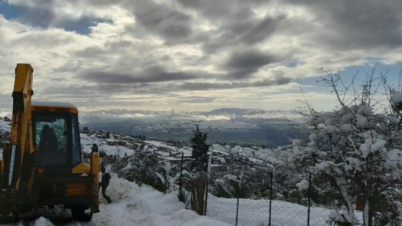 3 طرق وطنية لا تزال مقطوعة بسبب الثلوج