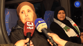 والدة بوقرة في أول ظهور لها .. هذه هي أول مرة أدخل فيها إلى الملعب