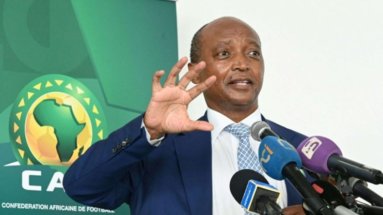 تصريحات رئيس “الكاف” تعزّز حظوظ الجزائر وتفضح ممارسات المخزن