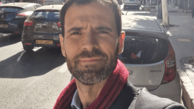 فيديو.. المتحدث باسم الاتحاد الأوروبي “يعود إلى قصبة الجزائر”