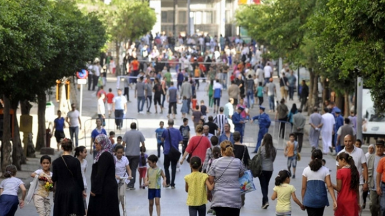 تقرير دولي: عدد سكان الجزائر سيصل إلى 60 مليون نسمة في 2050
