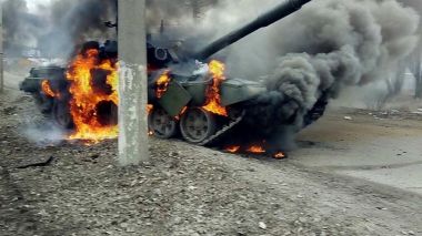 Le Kremlin promet de “brûler” les chars occidentaux