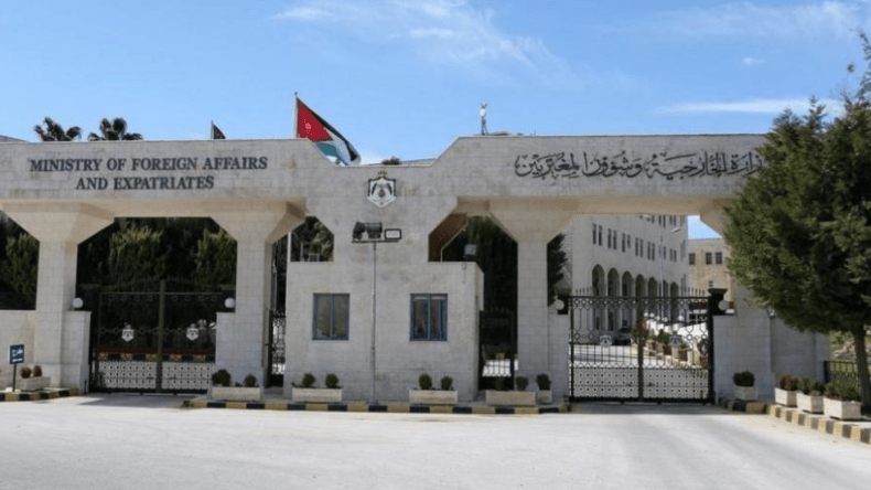 الأردن تعزي الجزائر في ضحايا تحطم المروحية العسكرية