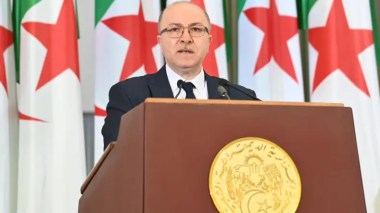 Benabderrahmane appelle à la révision du Code des Douanes