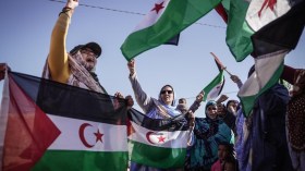 شاهد ماذا حدث لوفد صحراوي بمطار العيون بعد عودته من مؤتمر البوليساريو