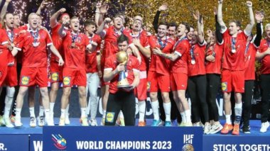 Handball: Le Danemark champion du monde en battant la France en finale