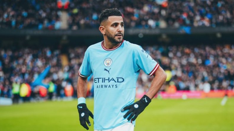 محرز يُواصل إبداعه