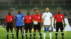 حكّام مباراة الجزائر والموزمبيق