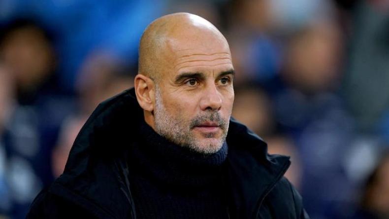 غوارديولا ليس مهووسا بِبلوغ درجة هاتَين الأسطورتَين