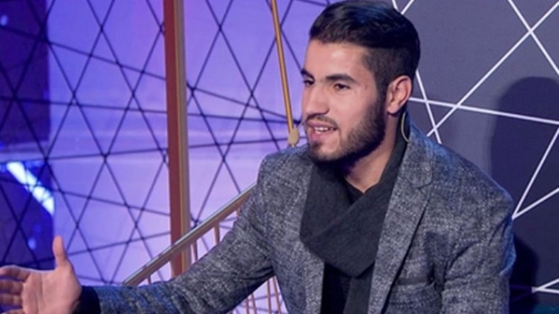 الجزائري أحمد بوفتحة يتأهل للمراحل النهائية لبرنامج “امير الشعراء”