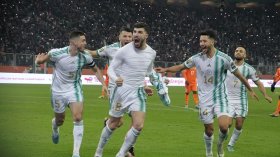 بالفيديو.. هكذا احتفل أشبال بوقرة بالتأهل إلى المربع الذهبي