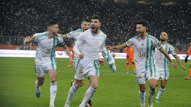 بالفيديو.. هكذا احتفل أشبال بوقرة بالتأهل إلى المربع الذهبي
