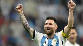 ميسي راوغ 74 مليون شخص عبر العالم دفعة واحدة!