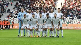 أرقام لاعبي المنتخب المحلّي.. جحنيط على طريقة بن ناصر