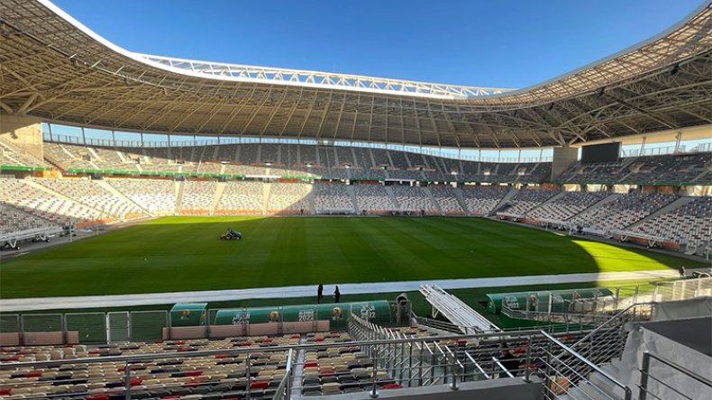 “الفاف” تطلب رسميا استغلال وتسيير ملعب “نيلسون مانديلا”