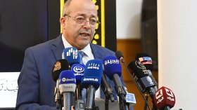 أصحاب المال الفاسد والتمويل الخارجي ممنوعون من الإعلام