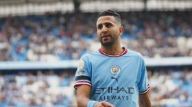 كاتب صحفي إنجليزي: محرز أحد أعظم الأجنحة في تاريخ “البريمرليغ”