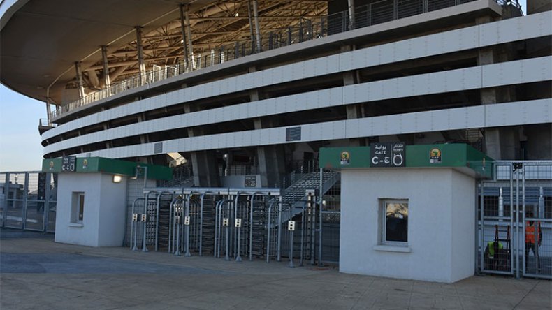 إشادة ببيع تذاكر “الشان” عن بعد