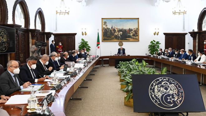 ظاهرة الإختناق بالغازات والوقاية من المخدرات على طاولة مجلس الوزراء