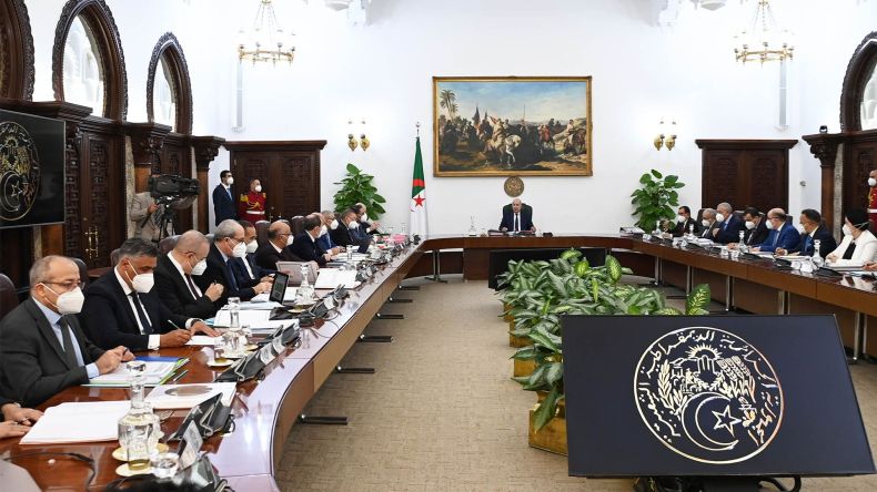 ظاهرة الإختناق بالغازات والوقاية من المخدرات على طاولة مجلس الوزراء