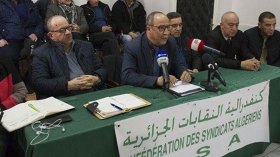 كنفدرالية النقابات تطالب بإثراء مشاريع القوانين 