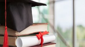 مشكلة البحث العلمي في مرحلة الدكتوراه وما بعد الدكتوراه 