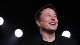 ماسك يدخل موسوعة غينيس بأكبر خسارة للثروة في التاريخ