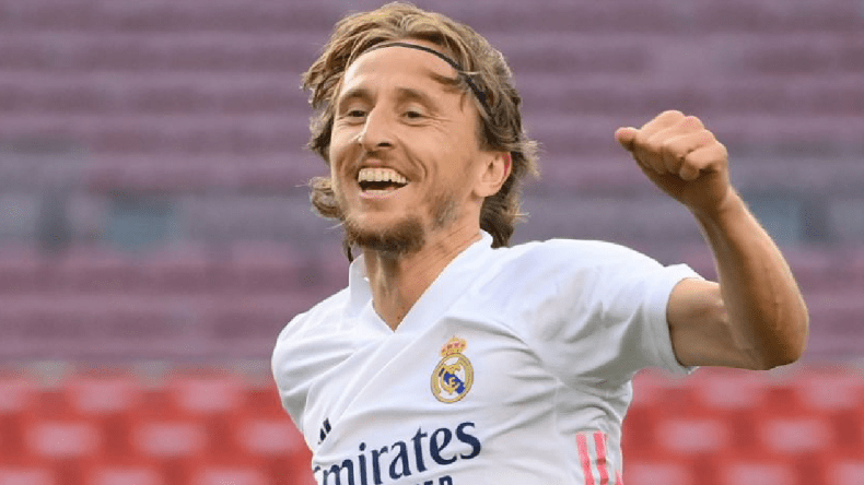 صحيفة سعودية: النصر يحصل على توقيع مودريتش