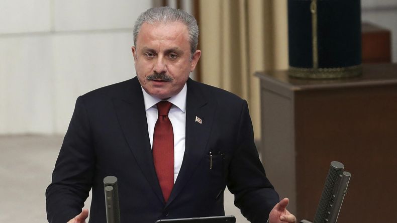 رئيس برلمان تركيا: علاقات استراتيجية بين الجزائر وأنقرة