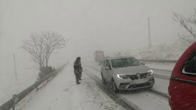 الدرك: 3 طرق وطنية مغلقة بسبب تراكم الثلوج