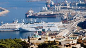 4500 مليار سنتيم لتوسيع ميناء المدينة البترولية “أرزيو”