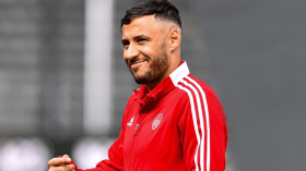 مدرب أجاكسيو يدافع عن بلايلي ويؤكد قدرته على التألق أكثر